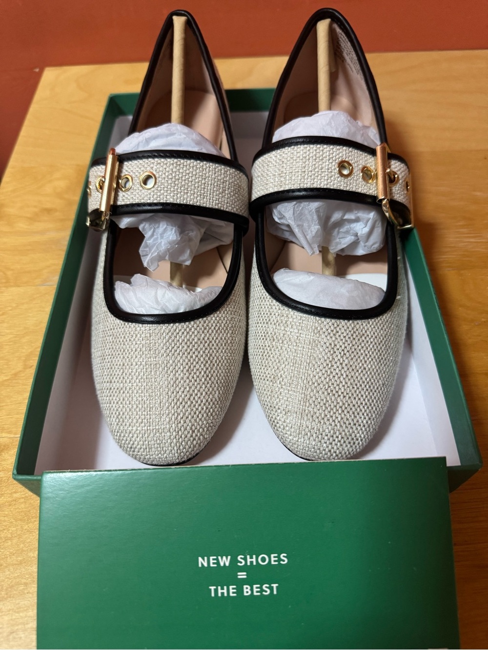NEW J.Crew Teagan Cream Mary Jane Spanish Canvas Heels with gold buckle detail - Picture 2 of 10